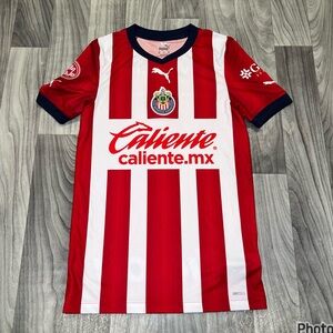 ( SOLD ) SIZE XS MENS CHIVAS CLUB DEPORTIVO GUADALAJARA 22/23 SOCCER JERSEY